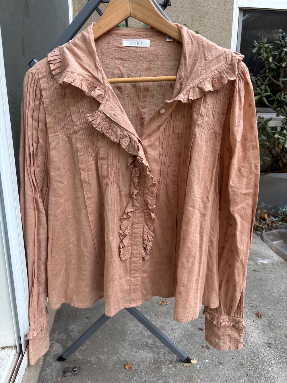 Doen Ruffled Eyelet Cotton Blouse